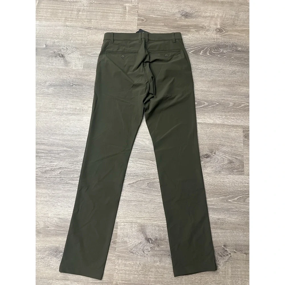 Rhône Resort Pants Golf Athletic Men's 28x32 Green NWT